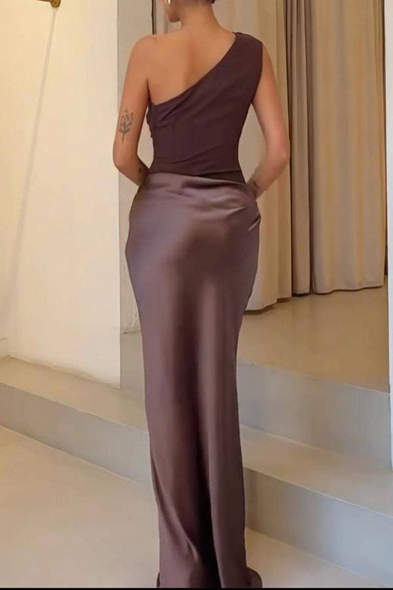 Mccolin – Großhandel Abendkleid – Damen – Abendkleid mit einem Schulterträger1