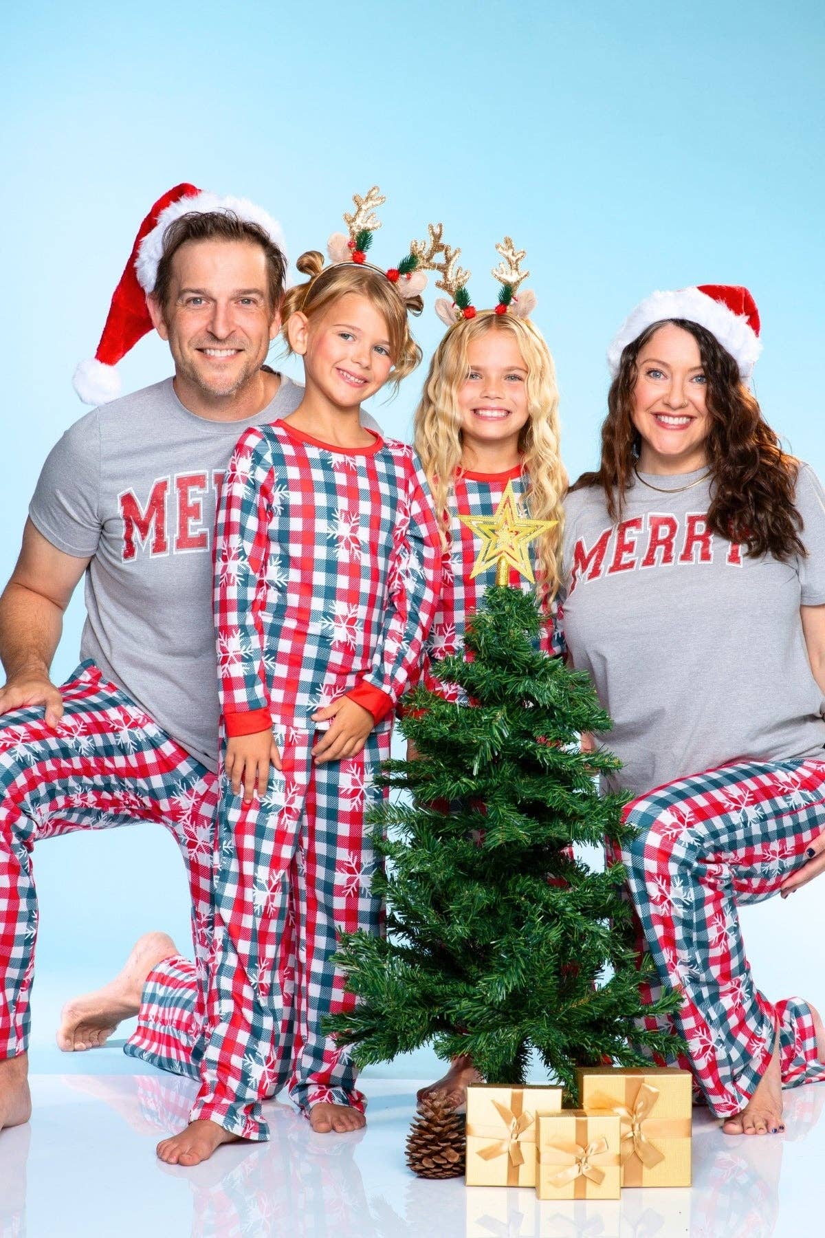 PixieLane - Wholesale Lounge Set - Men's - Men's Triblend Tee & Simply Soft Karate Pant2