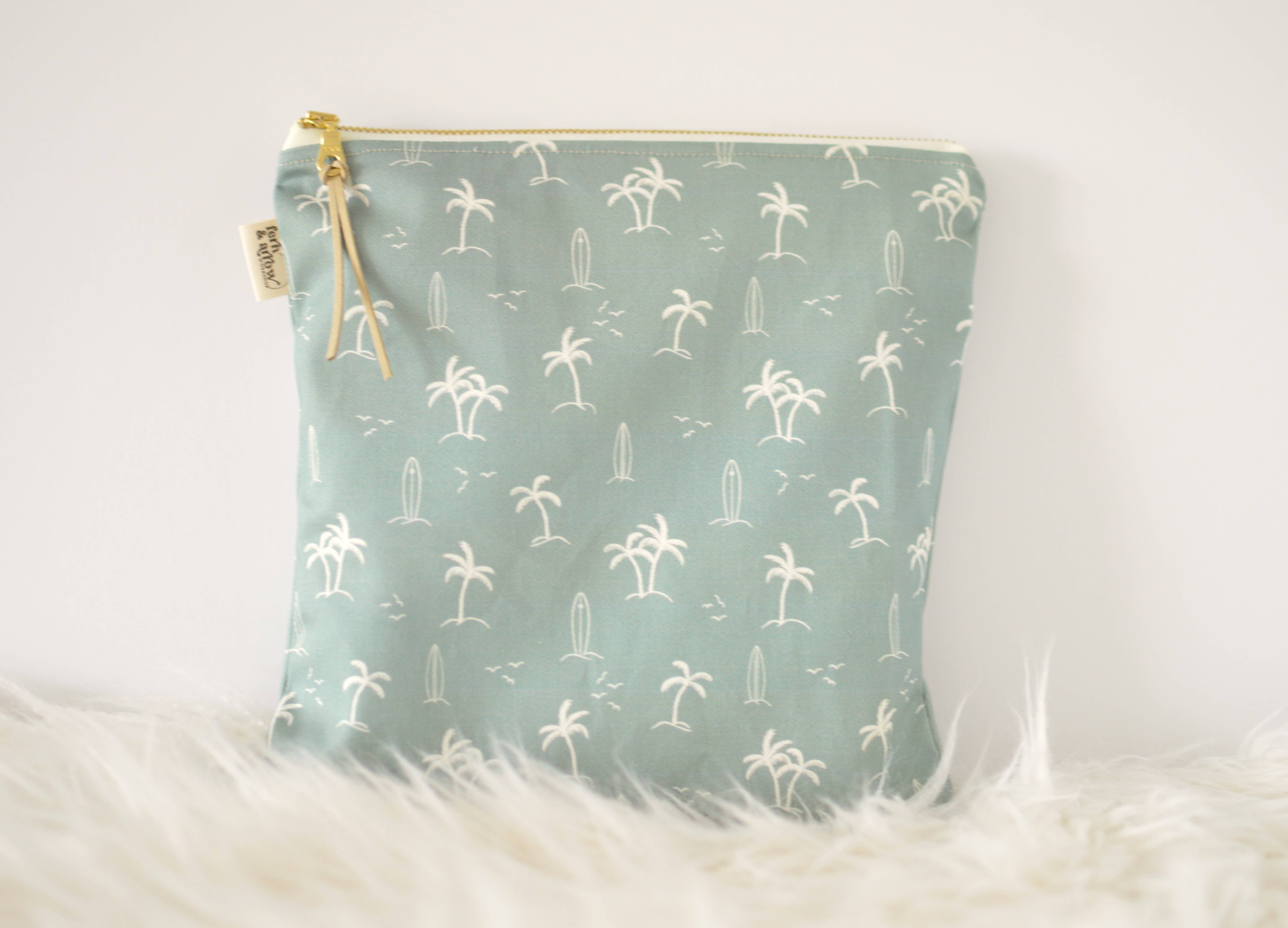 Fern & Arrow - Wholesale Wet Bag - Kids & Baby - Palms Water Resistant PUL Wet / Dry Bag - Teal1