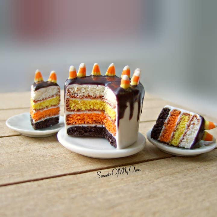 Sweetsofmyown - Wholesale Decorative Tabletop Object - Miniature Candy Corn Cake - Dollshouse Miniature Food1