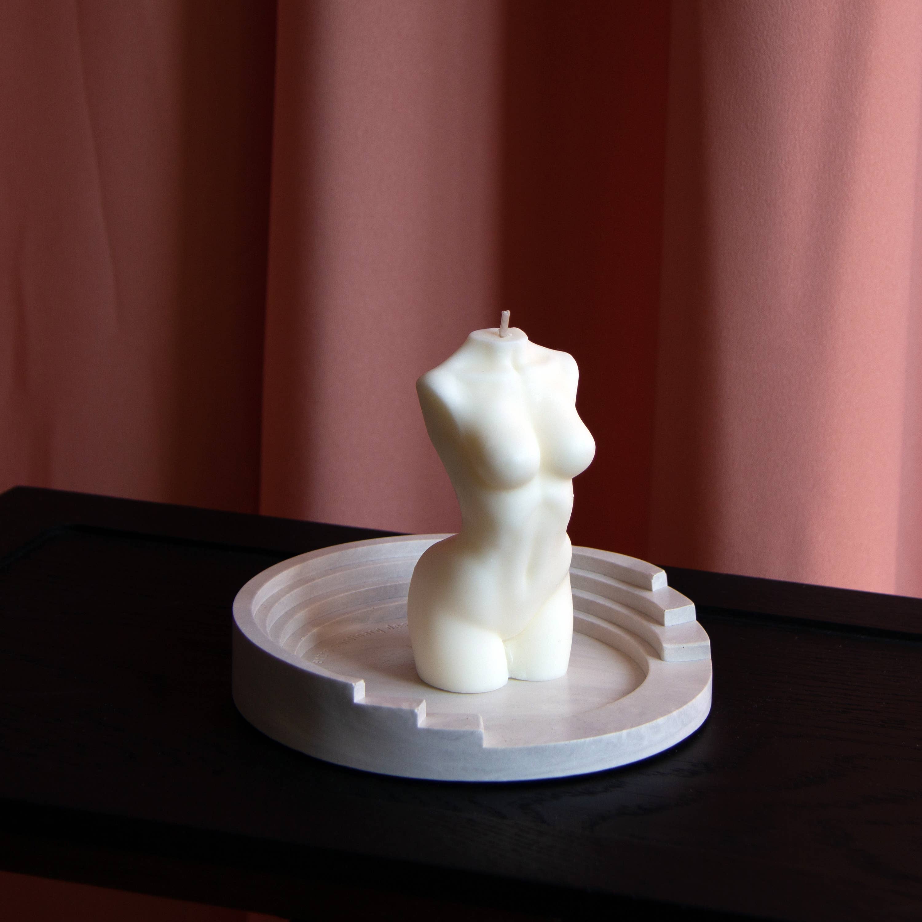 Extra&ordinary Design - Vente Plateaux décoratifs - <PRIX DE LIQUIDATION> Plateau Rond en Marbre S de la collection Scala4