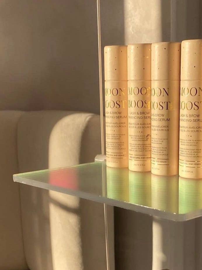 Lash & Brow Systems Bestseller for wholesale by Luna Nectar