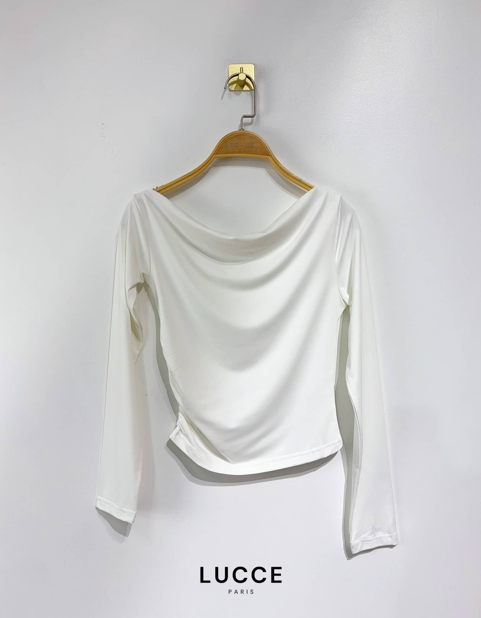 LUCCE - Wholesale Knit Top - Women's - Long sleeve top - TS19041
