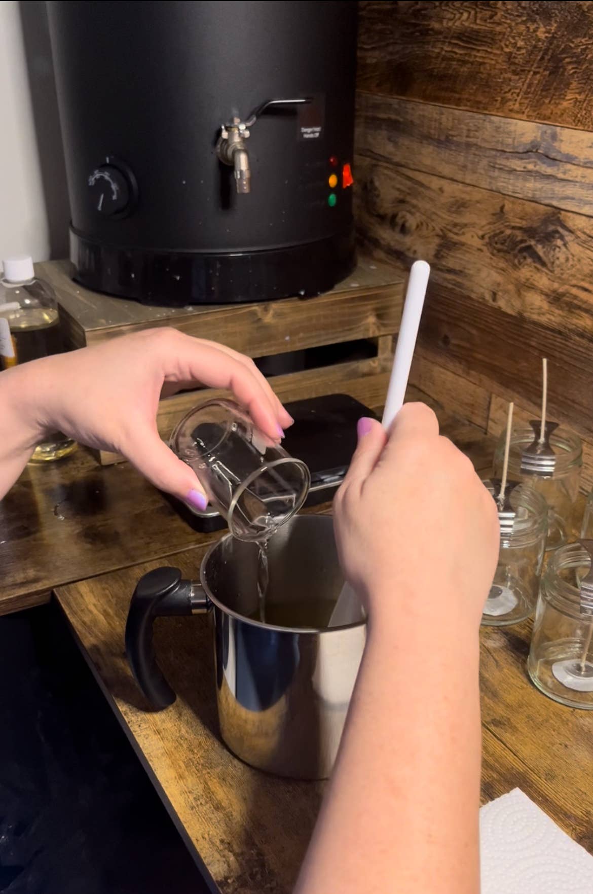 Wanderlust Scents Co. - Wholesale Jar/Filled Candle - Unbranded No Label Summer Scented Soy Candles Amber Jar11