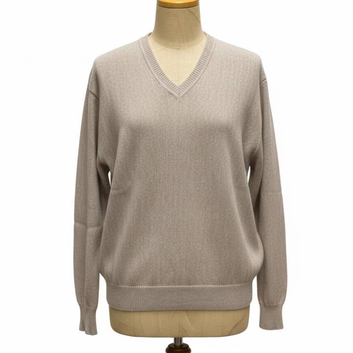 Klassieke V-hals Trui — Studio voor wholesale door Lanart Alpaca