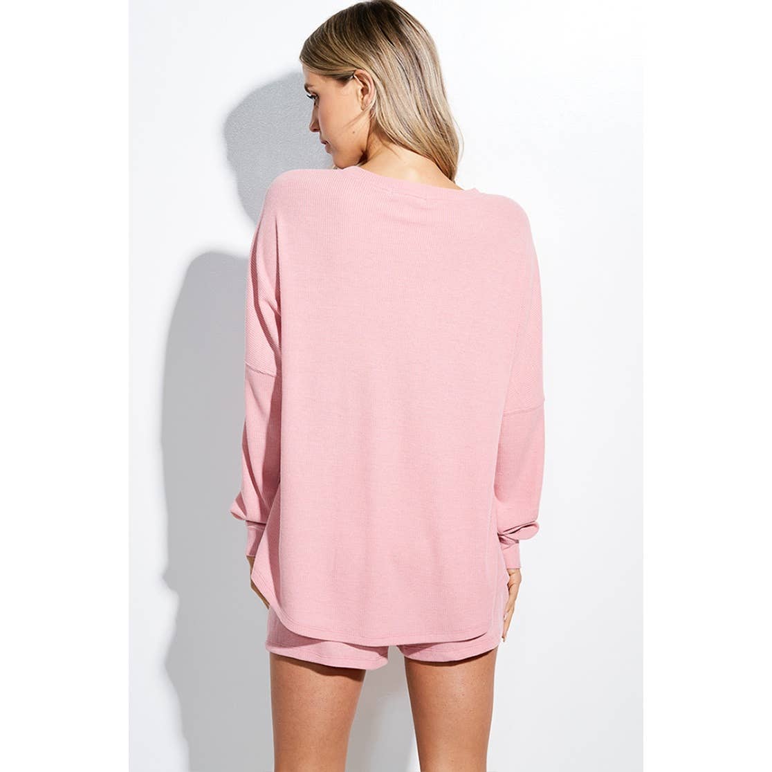 Phil Love – Conjunto de top e calça (roupa NÃO Casual) - Mulher por atacado – Conjunto de calções curtos de lounge com estampa de coração e botas de cowgirl4