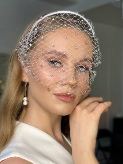 Birdcage veil with crystals for wholesale by The affordable bridal dress