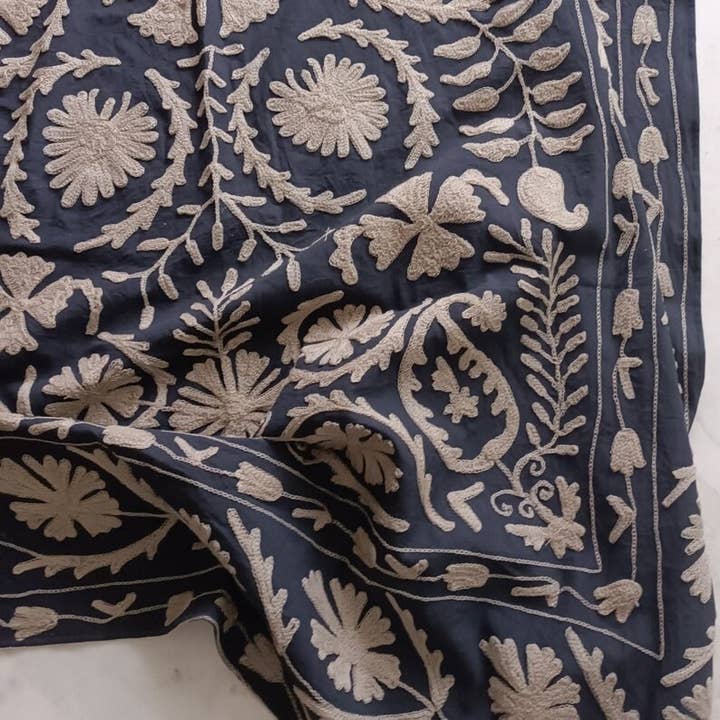 Bhawana Handicrafts - Wholesale Bedding Blanket - Suzani Bed Cover