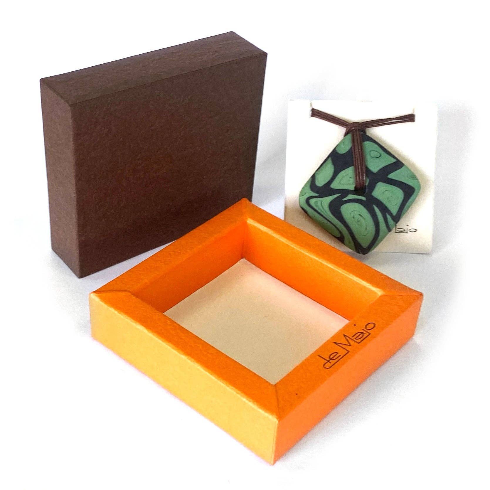 Mazzega Art & Design – wholesale Pärlband/Pärlhalsband – Murano glashalsband, handgjort på ön Murano av mästarna på DE MAJO-fabriken, producerat med tekniken att smälta färgat glas och kallpolerat6