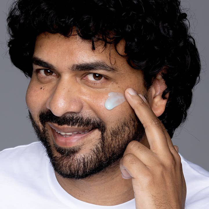 Shakeup Cosmetics - Wholesale Facial Moisturizer - Men's - FACE 4WARD - Oil Control Gel Moisturiser for Men. Made in UK2