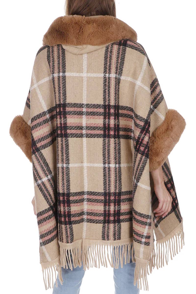 Grigio Poncho con cappuccio Ruana a silhouette aperta in stile eschimese scozzese in vendita all'ingrosso su Faire17