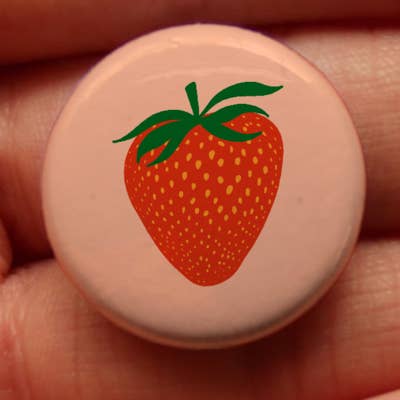 Botón «Strawbaby», núcleo de cabaña, arte de fresas para venta al por mayor de Jack and Bec