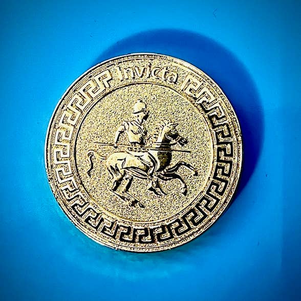 Motto Medallions – Großhandel Sammelmünze – Invicta/Unbesiegtes Motto-Medaillon1