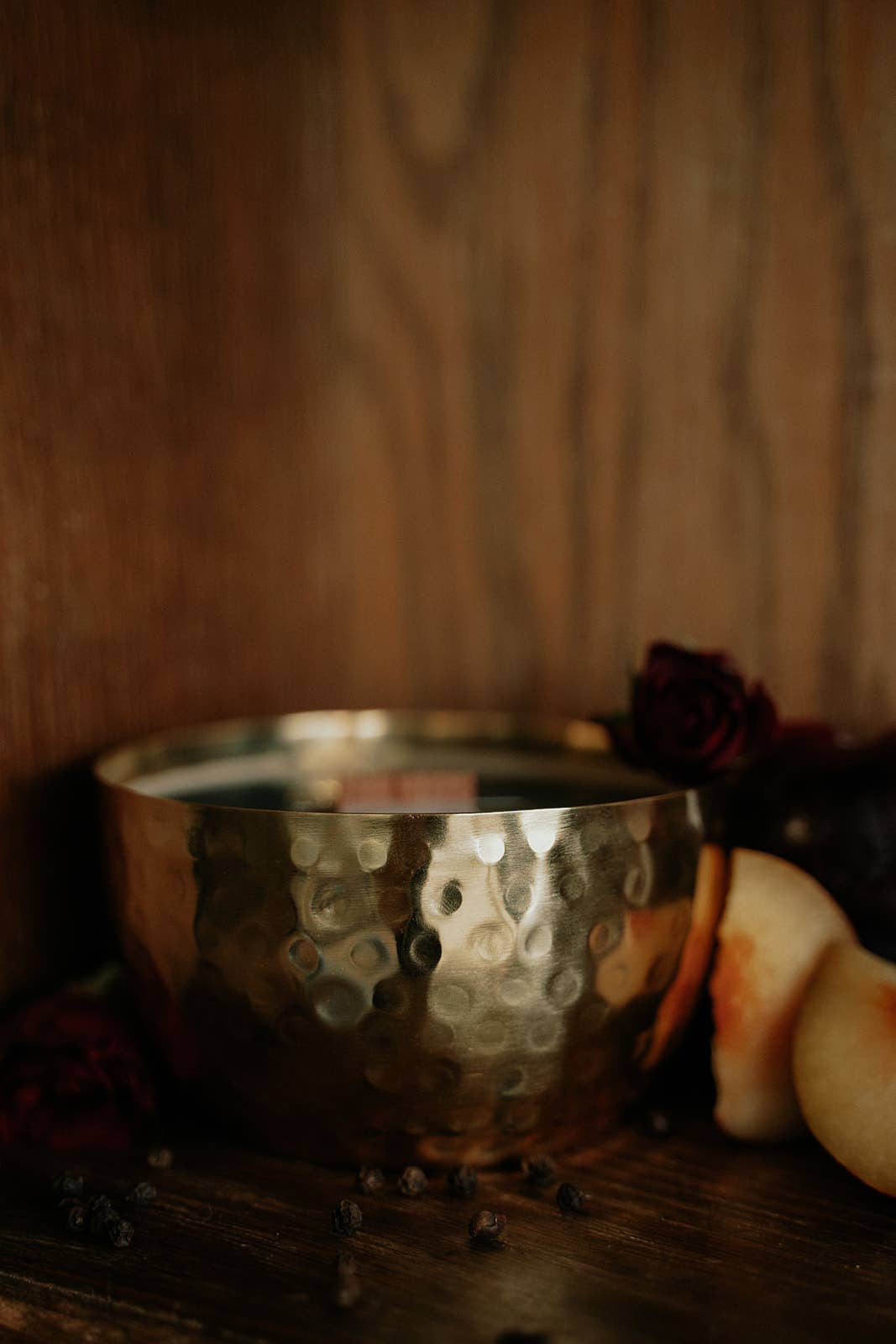 Woodsy Homelife – wholesale Jar/filled candle – Dark Rose & Peppercorn - Solid Brass 14oz Pure Soy Candle3