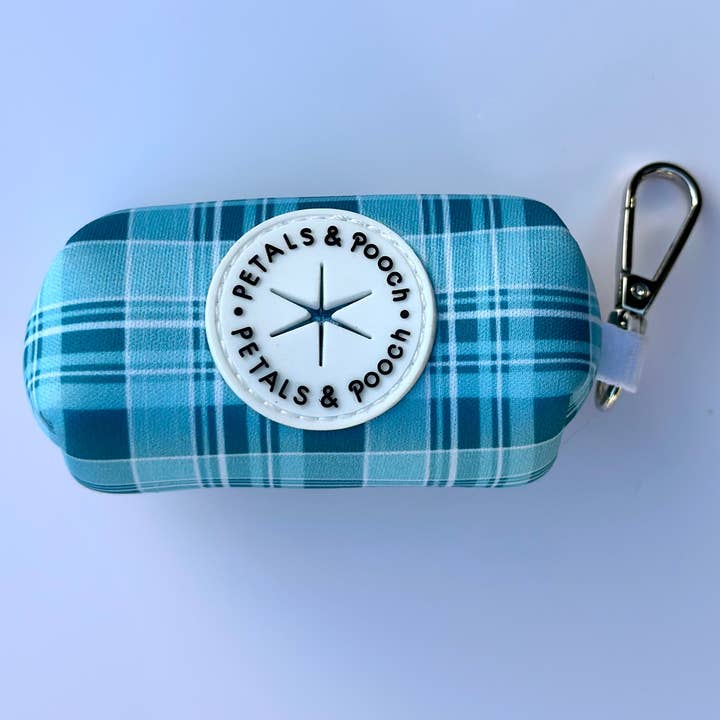 Porte-sac à crottes à carreaux côtier pour la vente par Petals & Pooch