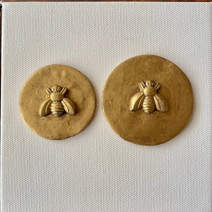 The Ornate Oyster - Wholesale Wall Accent - Antique Gold Bee Intaglio Art Collection Unframed5