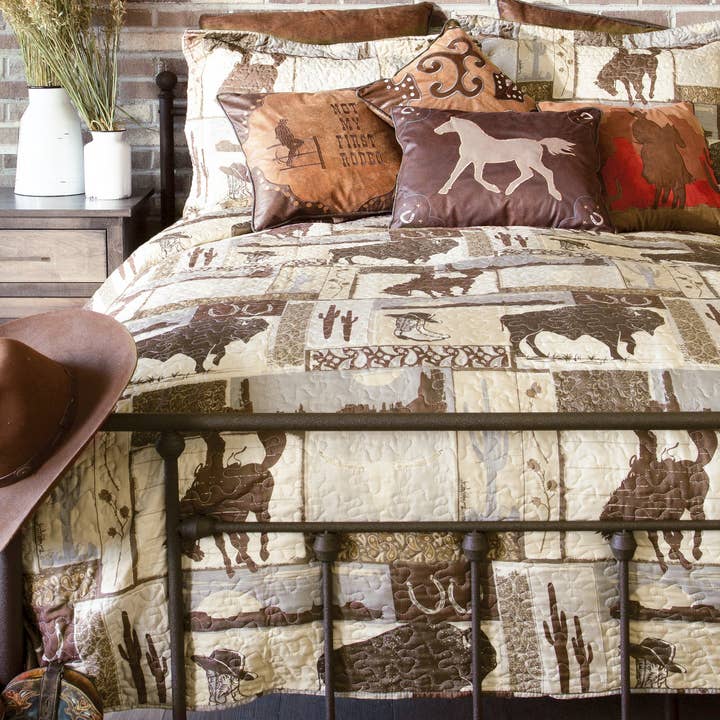 Carstens, Inc. - Wholesale Bedding Set - Wrangler® Vintage Cowboy Quilt Set