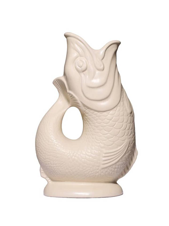 Carafe à lunettes Matt Sand pour la vente par The Original Gluggle Jug Factory