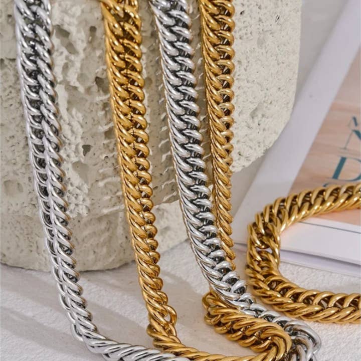 Unisex Chunky Curb Chain Necklace - Silver for wholesale by Misgraceful