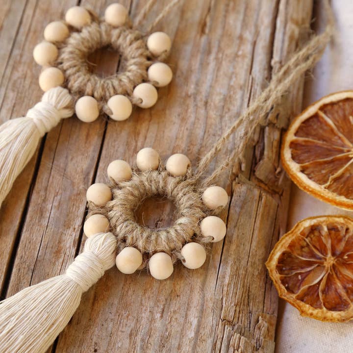 The Frenchie Knot - Wholesale Ornament - macrame wreath christmas ornament1