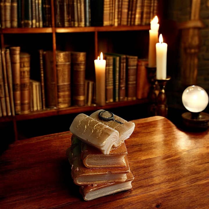 Vintage Bookstore Wax Melt-PREORDER for wholesale by Pippie Melts