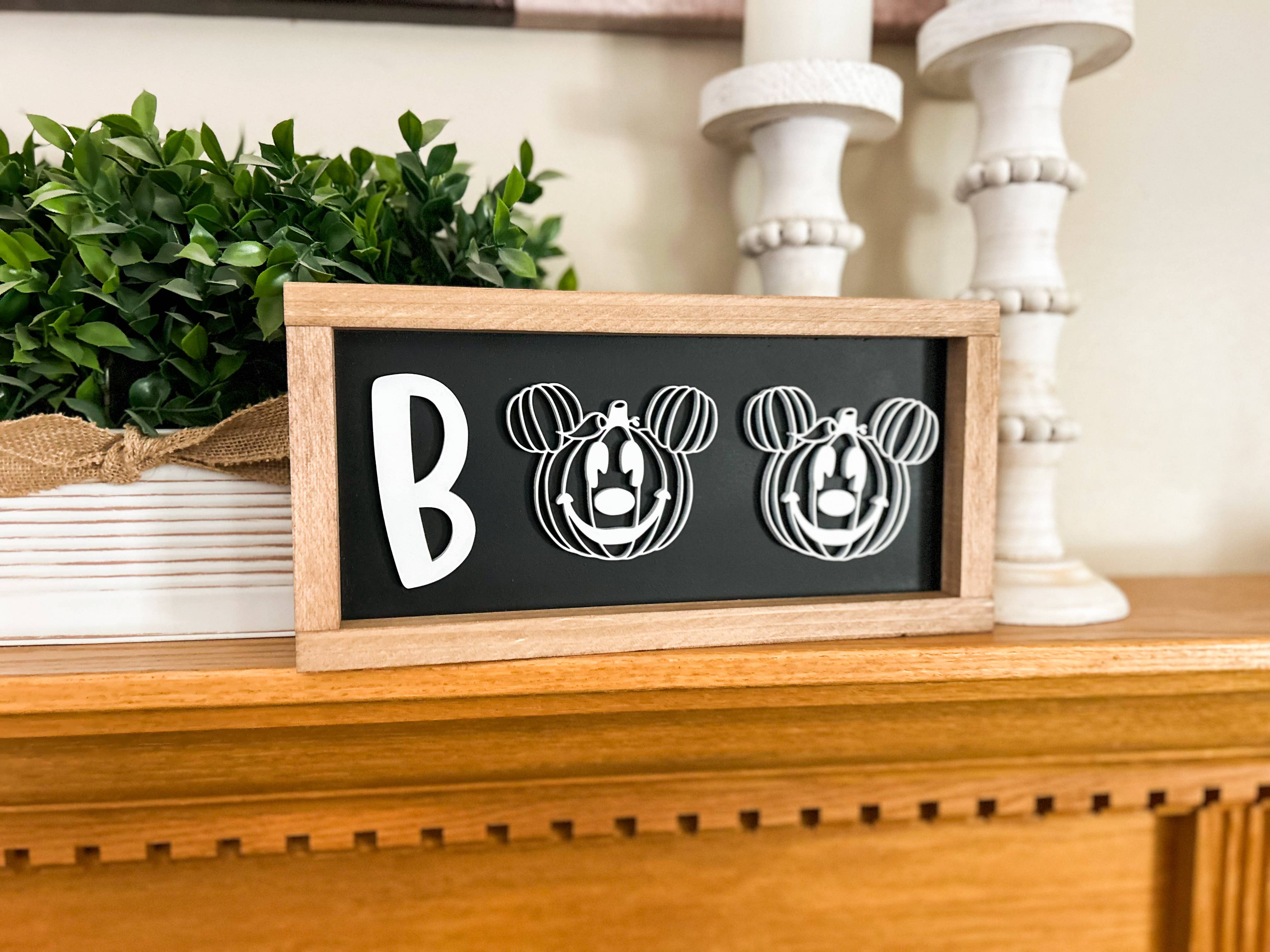 Three Bees Decor - Wholesale Wall Sign - Boo Mickey Head3