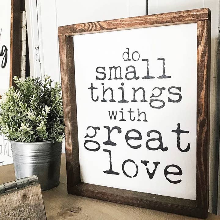 Do Small Things Wood Sign Sm for wholesale by Inspired Findings