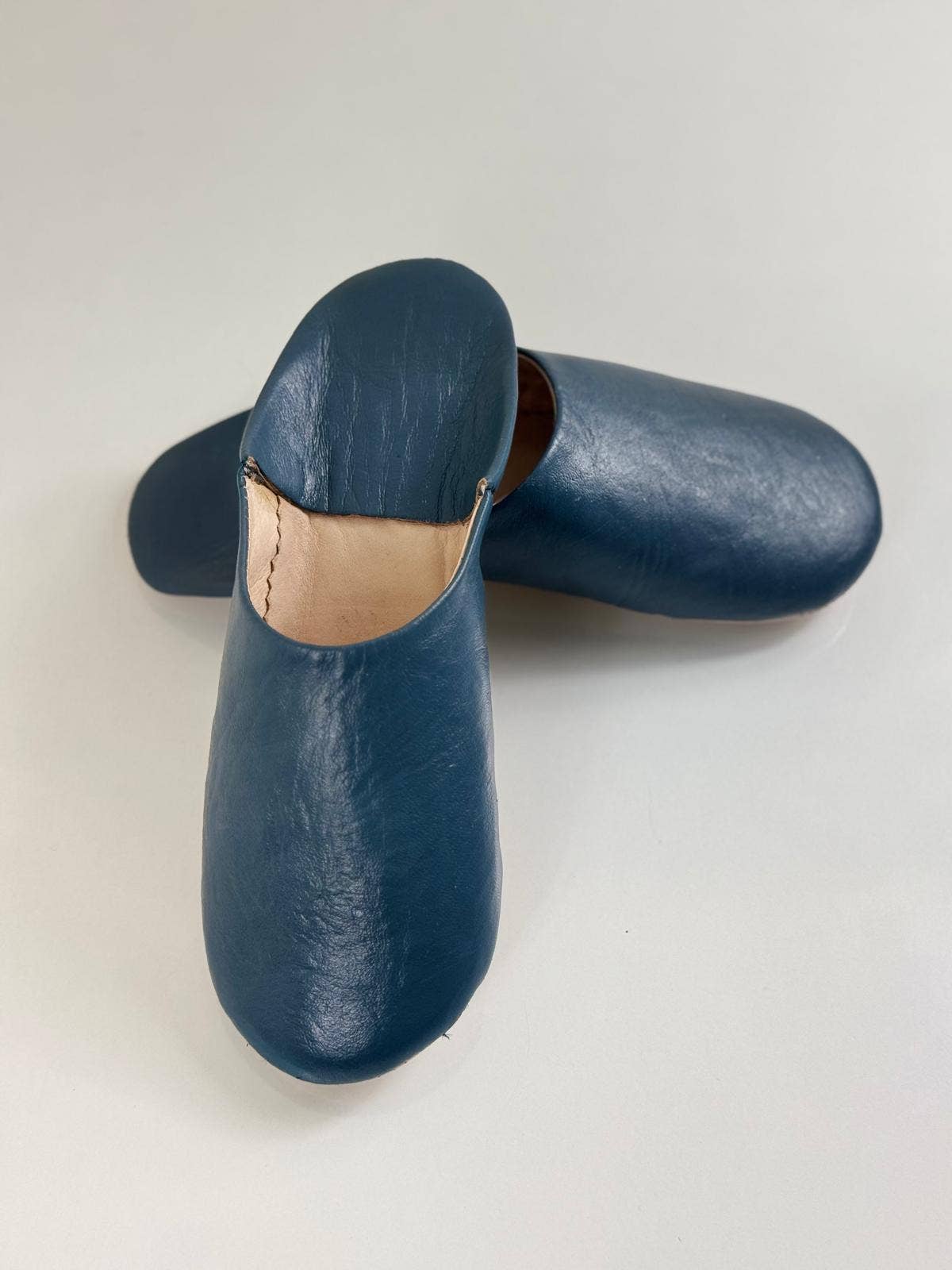 Gran Wholesale - Wholesale Pantoffels - Uniseks - Handgemaakte Marokkaanse donkergrijze leren slippers4