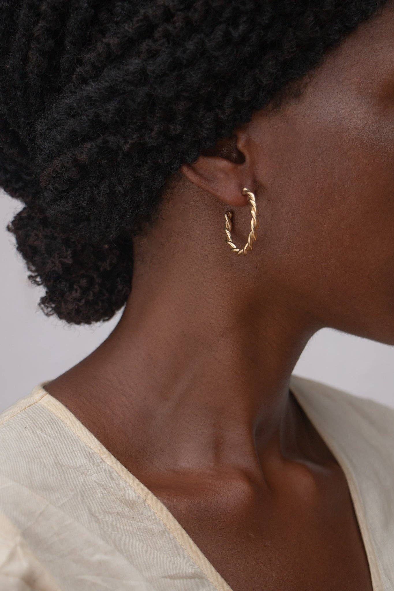 YEWŌ Collective - Vendita all'ingrosso Orecchini a cerchio - Cerchi Zinga (Sm/Lg)4