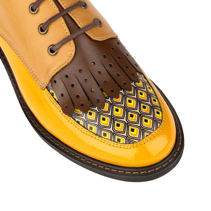 Embassy London – wholesale Brogue shoes – Women's – Retro Tone - Yellow & Brown - Women's leather lace-up with signature kiltie detail6