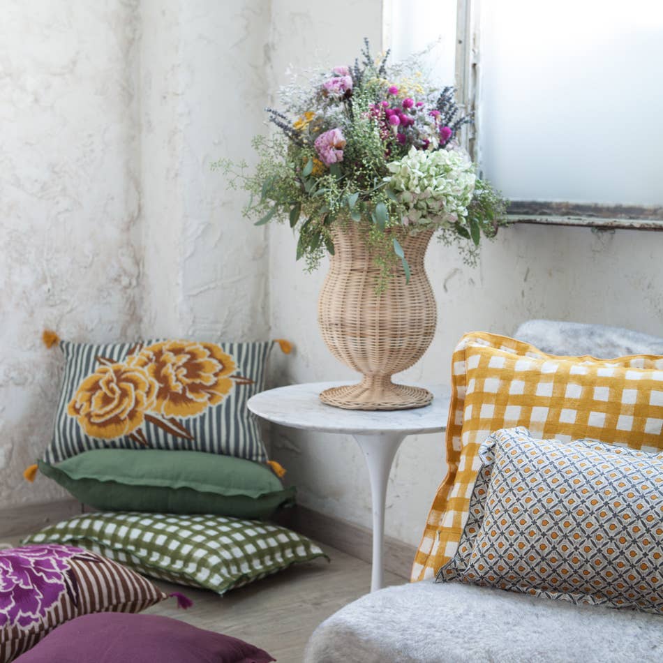 Mahe Homeware - Wholesale Vase - Rattan Vase Olympia2