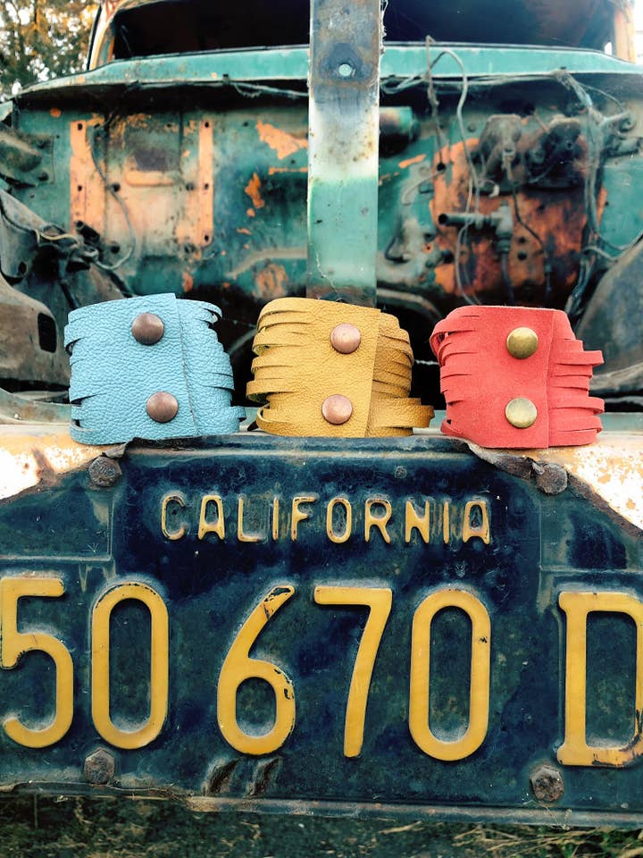 Cinturino in pelle decorata. per la vendita all'ingrosso da parte di Rural Roots