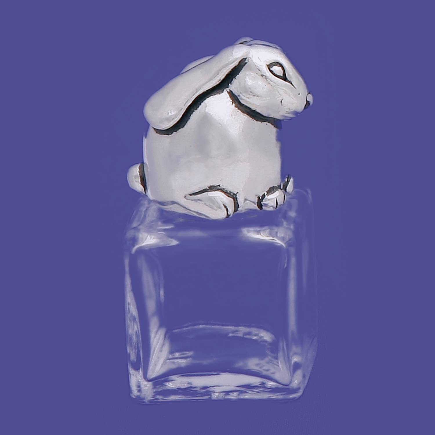 Basic Spirit - Wholesale Salt & Pepper Shaker Set - Bunny Shaker1