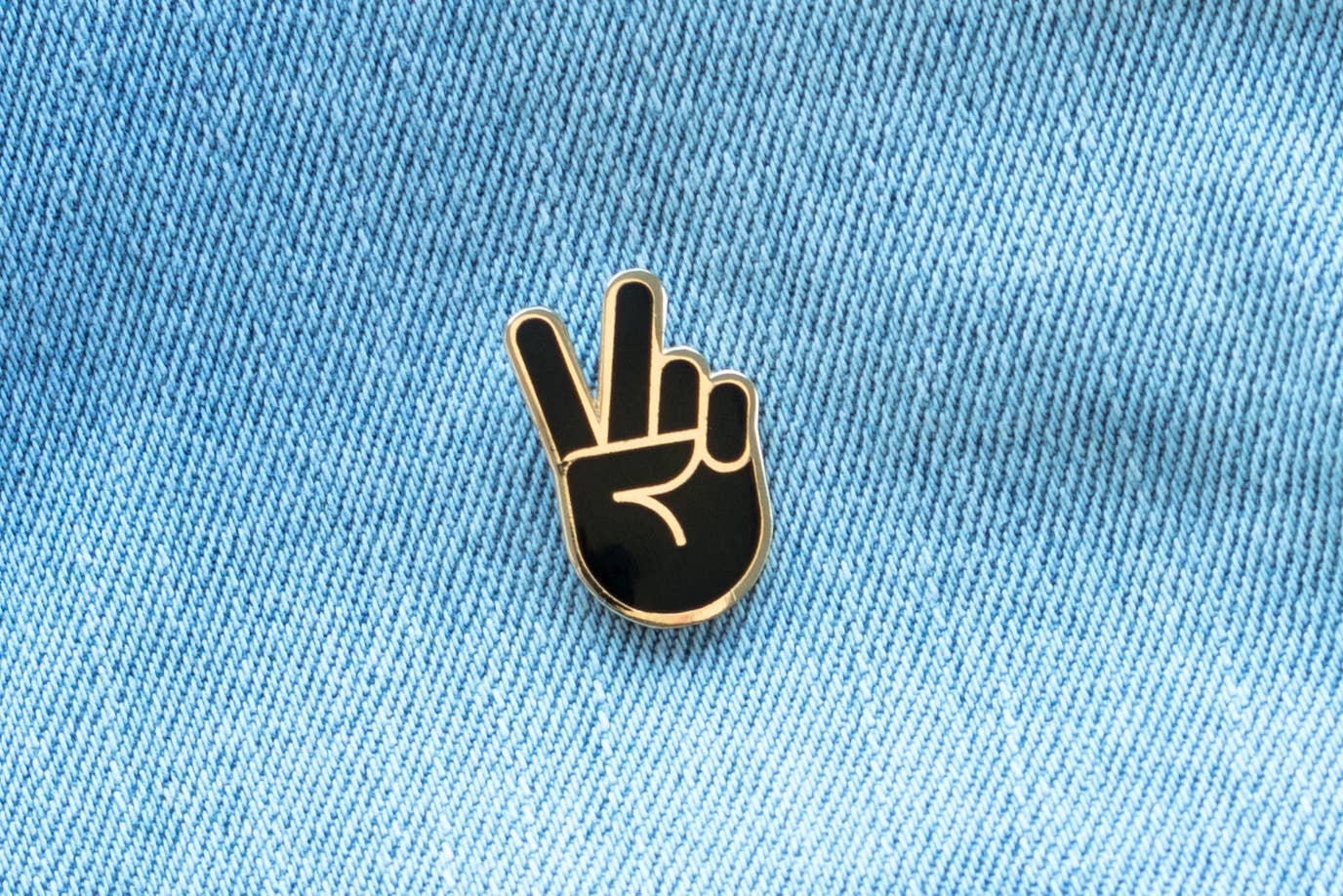 Everyday Olive - Wholesale Lapel Pin/Button - Peace Pin