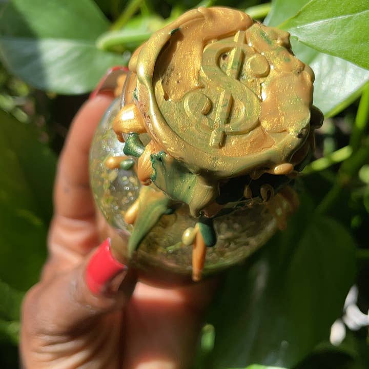 The Sacred Aura - Wholesale Meditation Supplies - Keys to Wealth Money Jar