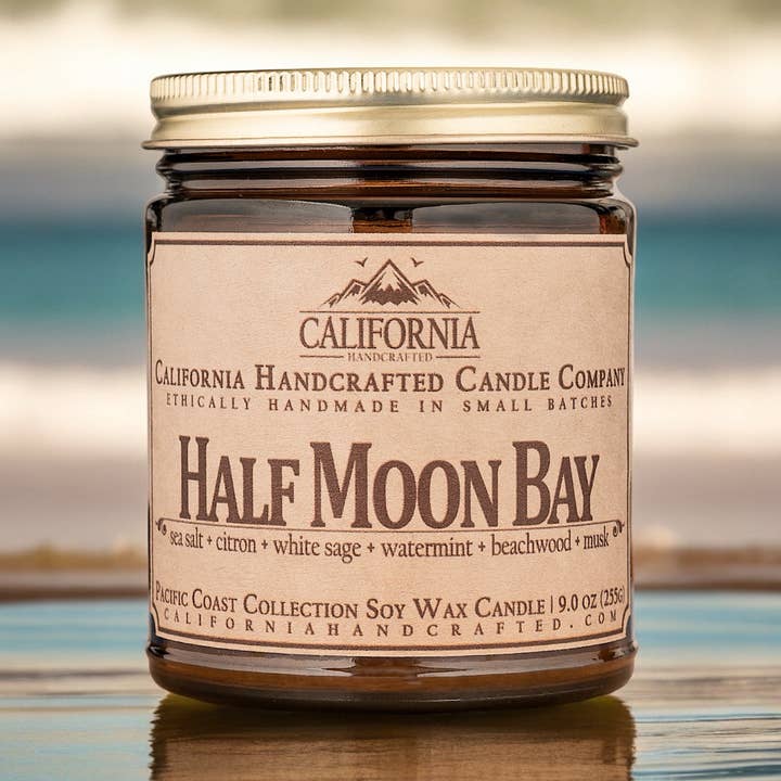 Bougie en pot de noix de coco et d'abricot Half Moon Bay pour la vente par California Handcrafted