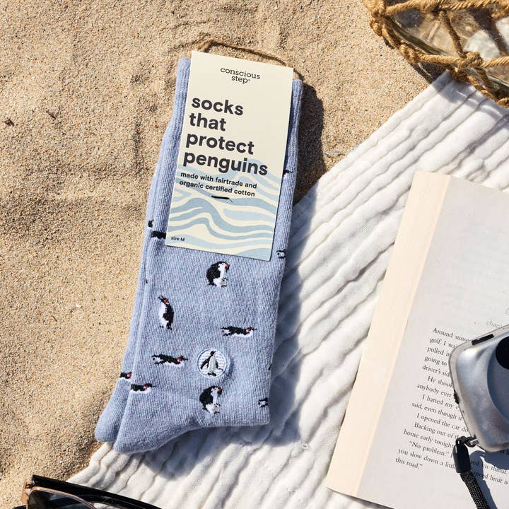 Conscious Step - Wholesale Socks - Unisex - Socks that Protect Penguins (Periwinkle Penguins)4