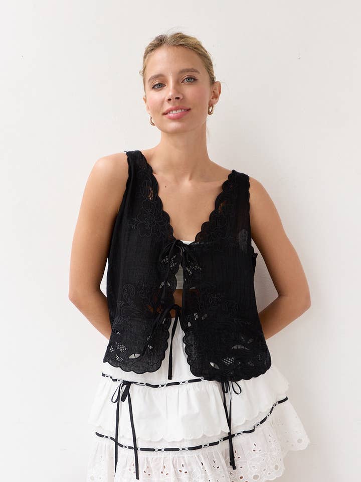 RAISONNEL - Wholesale Blouse - Women's - Embroidery Vest Blouse - RT1026