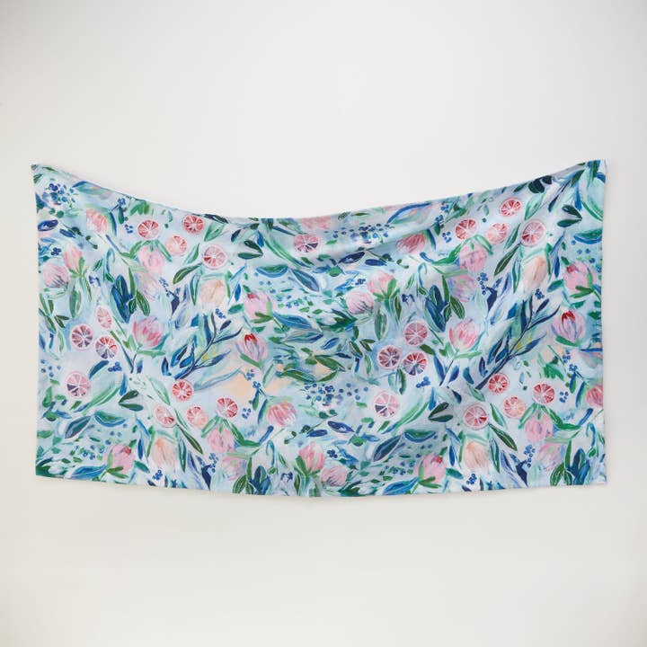 Serviette de plage surdimensionnée - Citrus Crush pour la vente par Kim Hovell Art