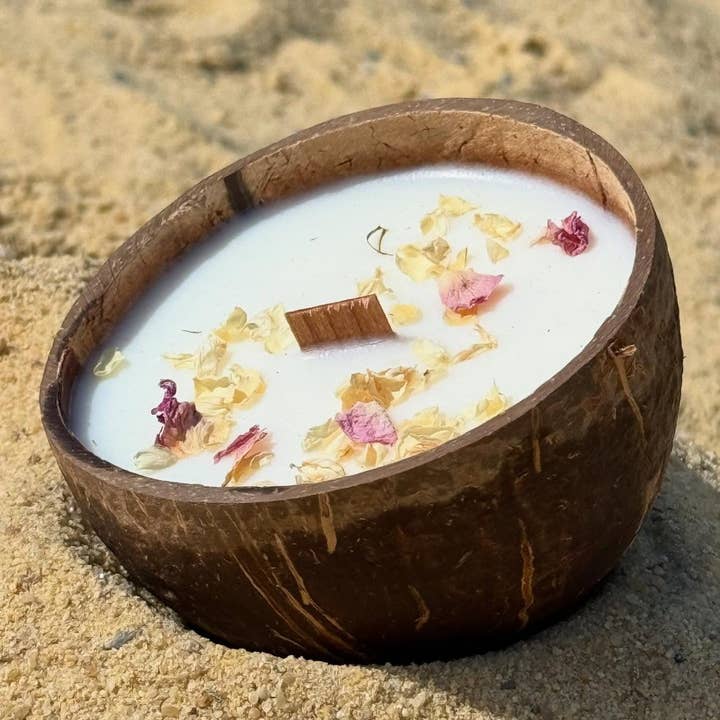 The candle that becomes a plant Cherry Blossom coconut model for wholesale by LUMINANTE