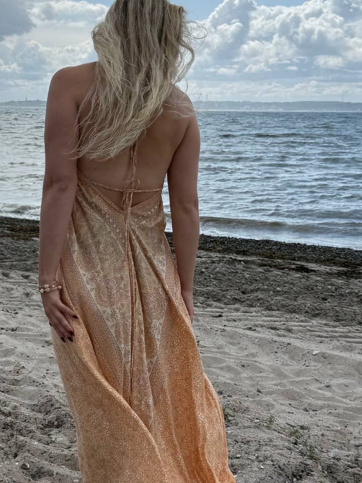 Abito Jaden per la vendita all'ingrosso da parte di Miss J