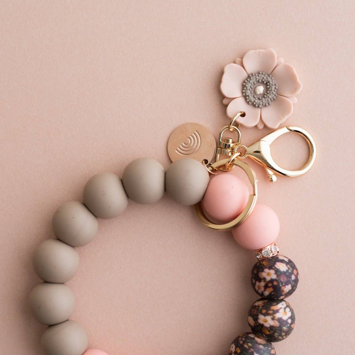 Cara & Co Silicone Craft Supply - Vente Breloques/médailles personnalisées - Breloques en silicone Poppy4