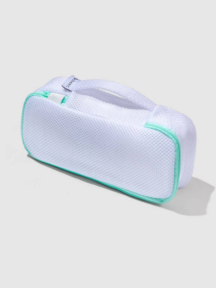 Travel Mesh Bag for Storing and Washing Socks for wholesale by sheec socks