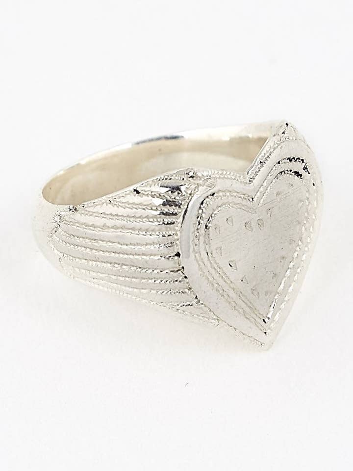 Bague . CŒUR LOURD . pour la vente par Ombre Claire