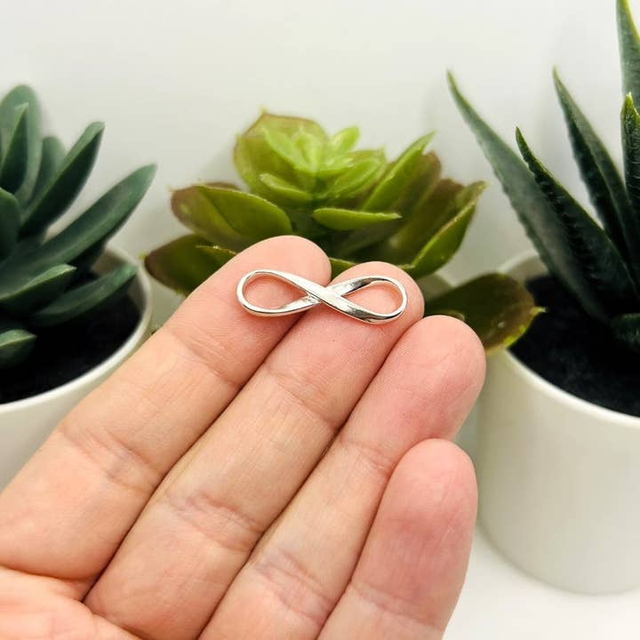 Guerrilla Charm - Wholesale Individual Charm/Pendant - Sterling Silver Infinity Charm, 24x8mm1