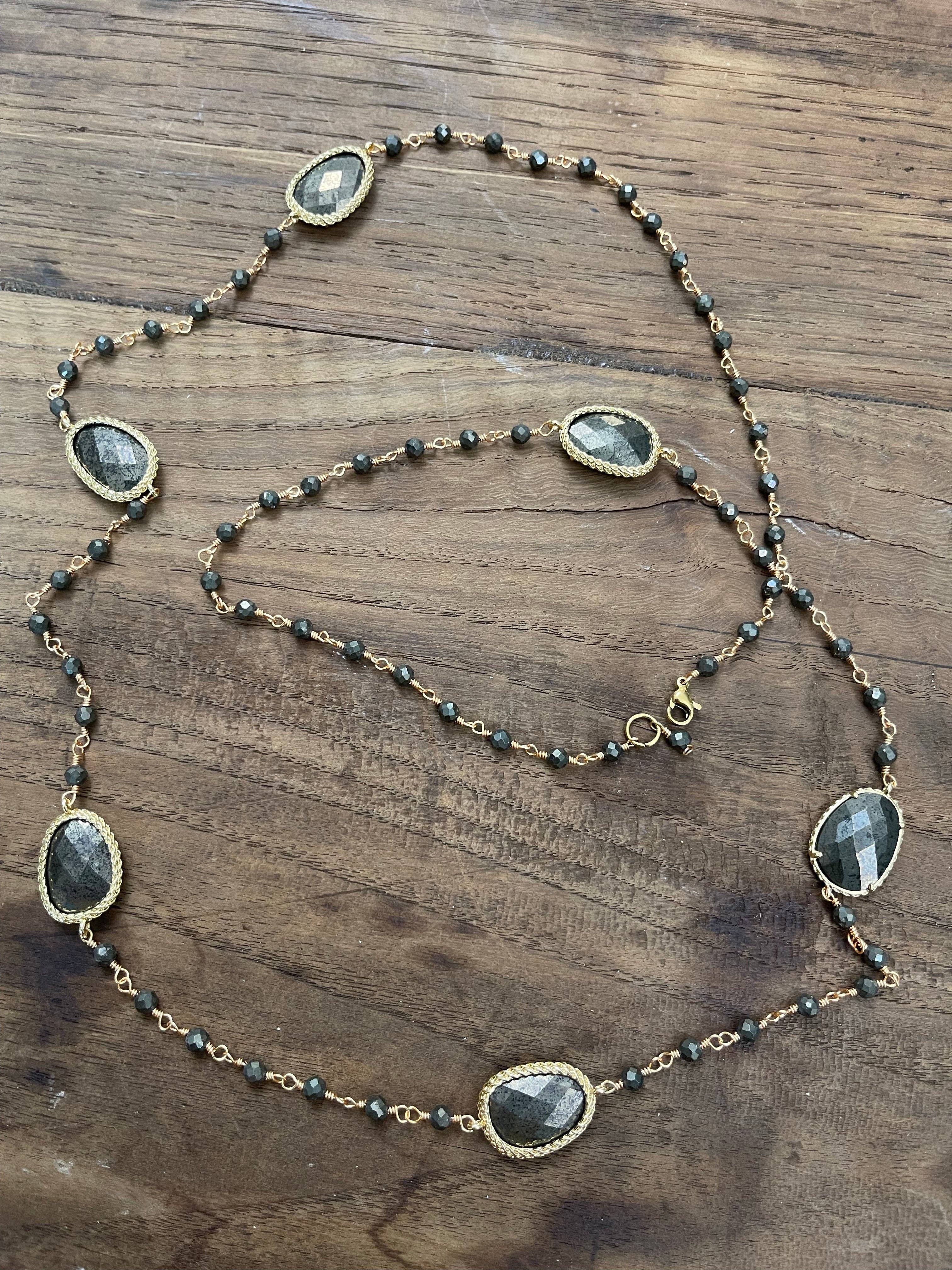 LARA UNDICI ACCESSORI SRLS - Wholesale Beaded/Pearl Necklace - PASTIGLIETTA19