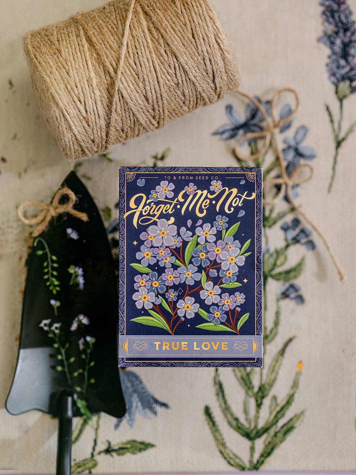 To & From Gift Co. - Vente Graines de plantes - Myosotis (Amour véritable) - Sachet de graines de floriographie1