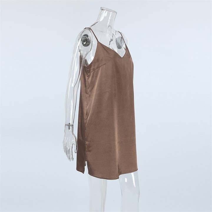 UZ Wholesale Store - Venta al por mayor Ropa para dormir - Mujer - Camisón halter elegante sin espalda5