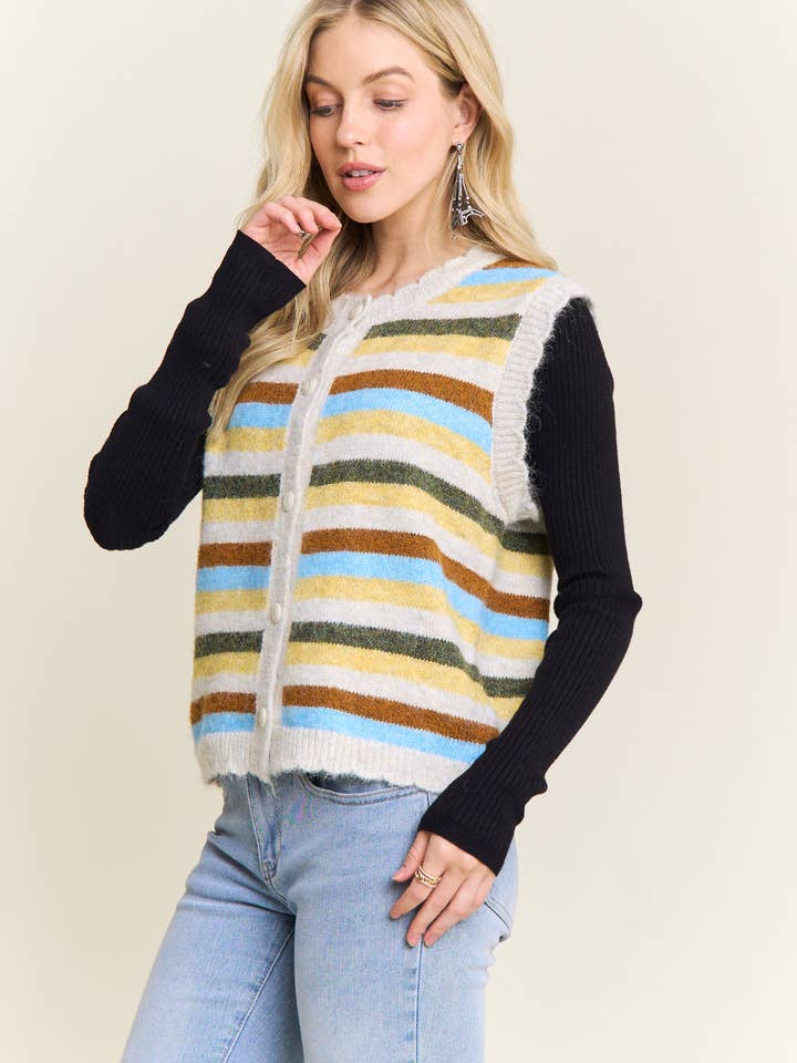 STRUKTURIERTE STRICKWESTE MIT KNOPFLEISTE-CESW4169 für den Großhandel von ADORA LA