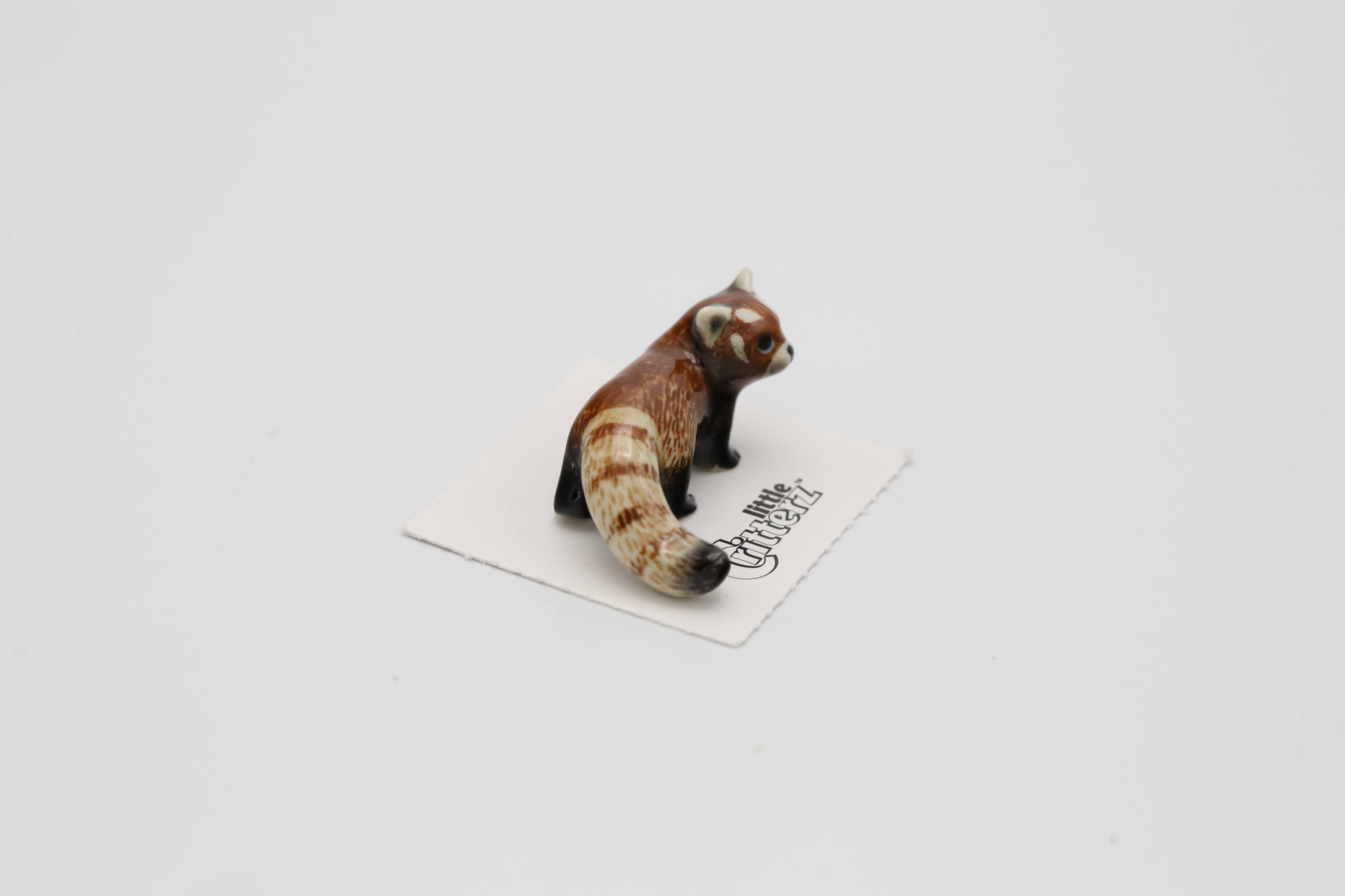Little Critterz - Wholesale Decorative Figurine - Firefox Red Panda Porcelain Decorative Figurine Miniature1
